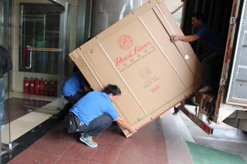 云霄钢琴贵重工艺品无忧运